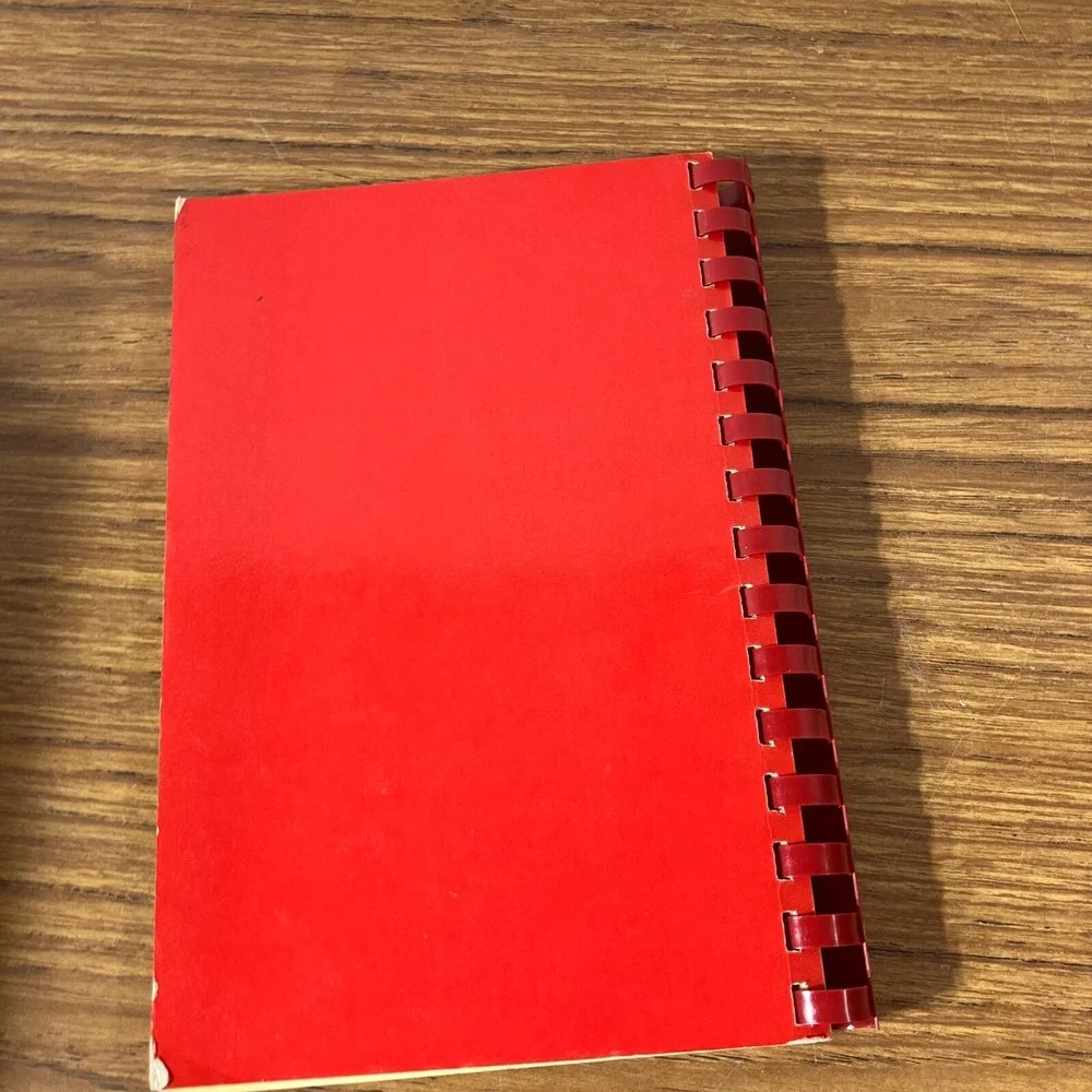 Memphis Woman's Exchange Cookbook Ring Bound Revised Edition 1967 Vintage